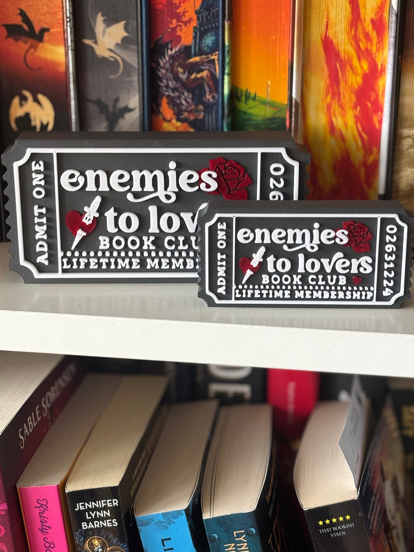 Enemies to lovers Book Club Bokhylleskilt