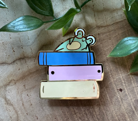 Frog on Books Enamel Pin