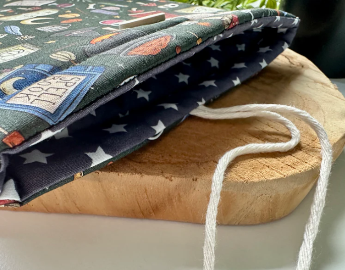 Witches Booksleeve (LIMITED EDITION)
