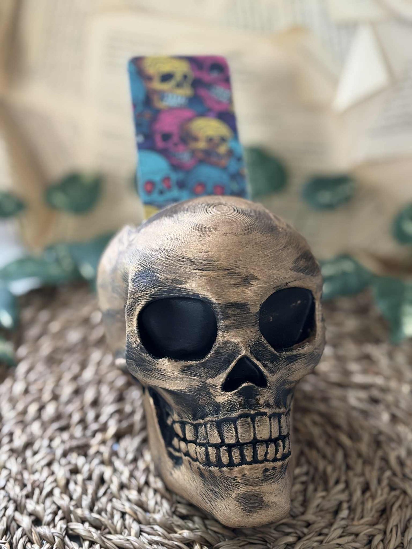 Hodeskalle - Penneholder / Bokmerkeholder (Flere Farger)