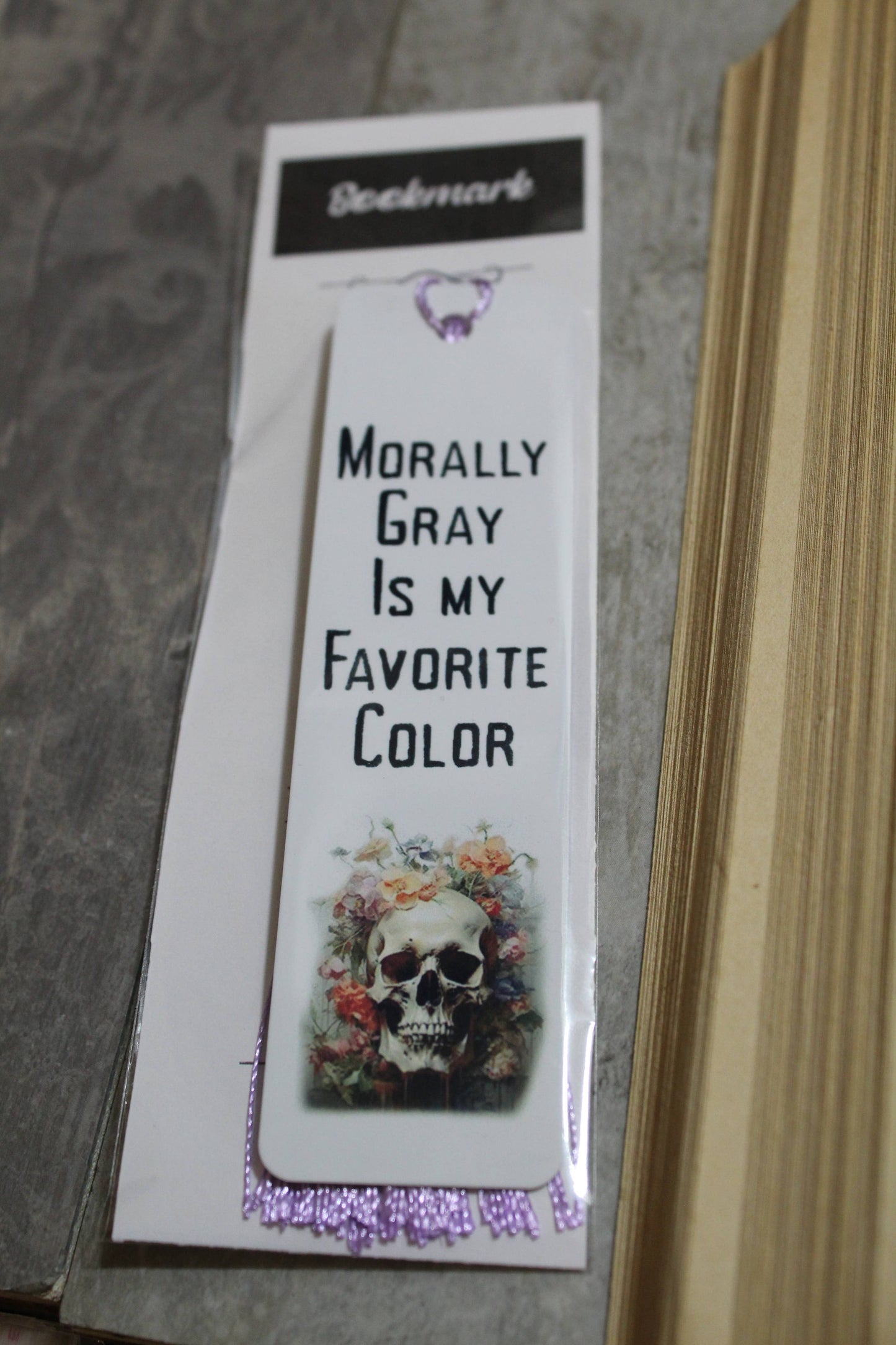 Morally Gray Is My Favorite Color - Bokmerke i metall