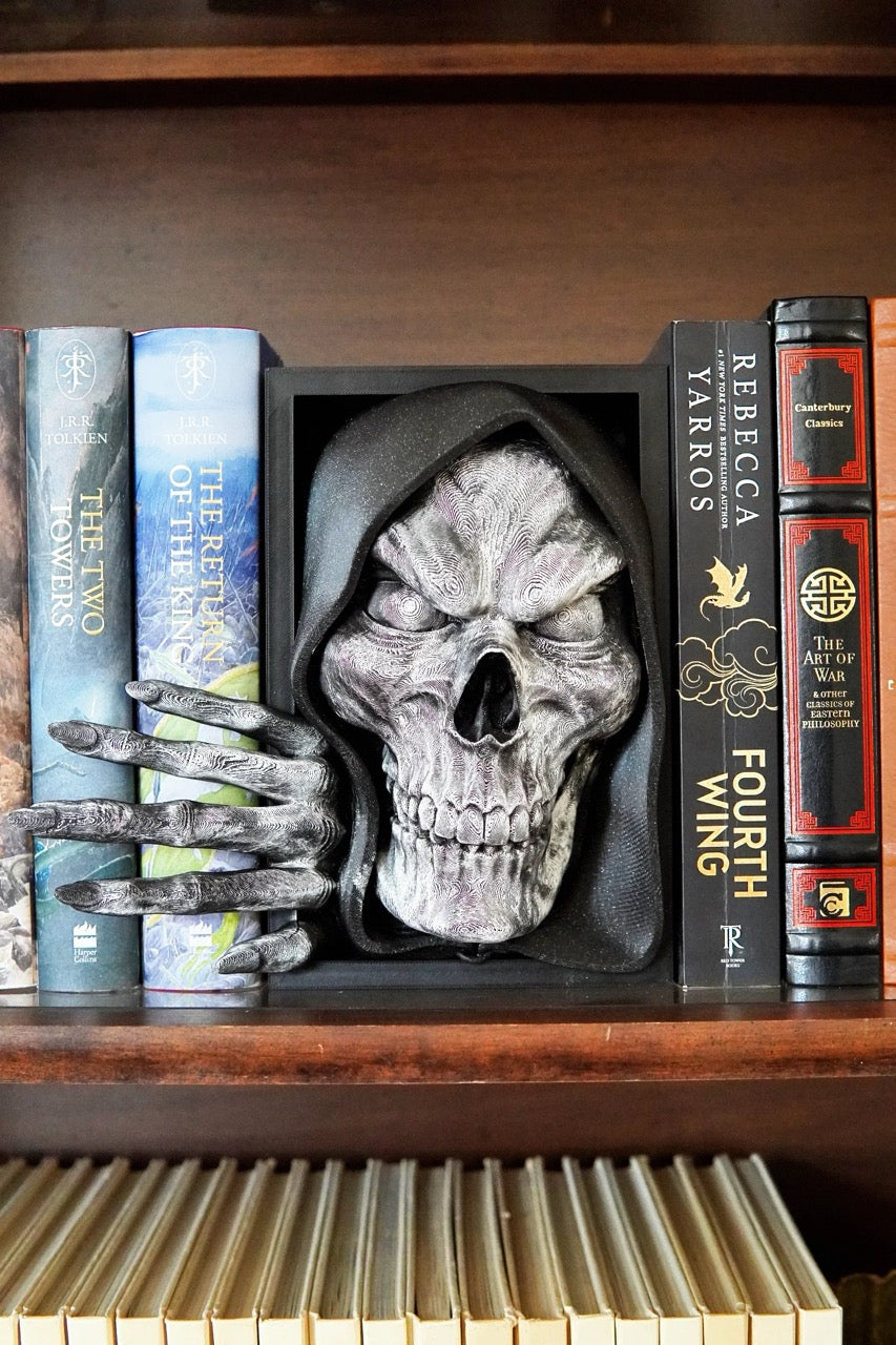 Book Nook - Bone Keeper